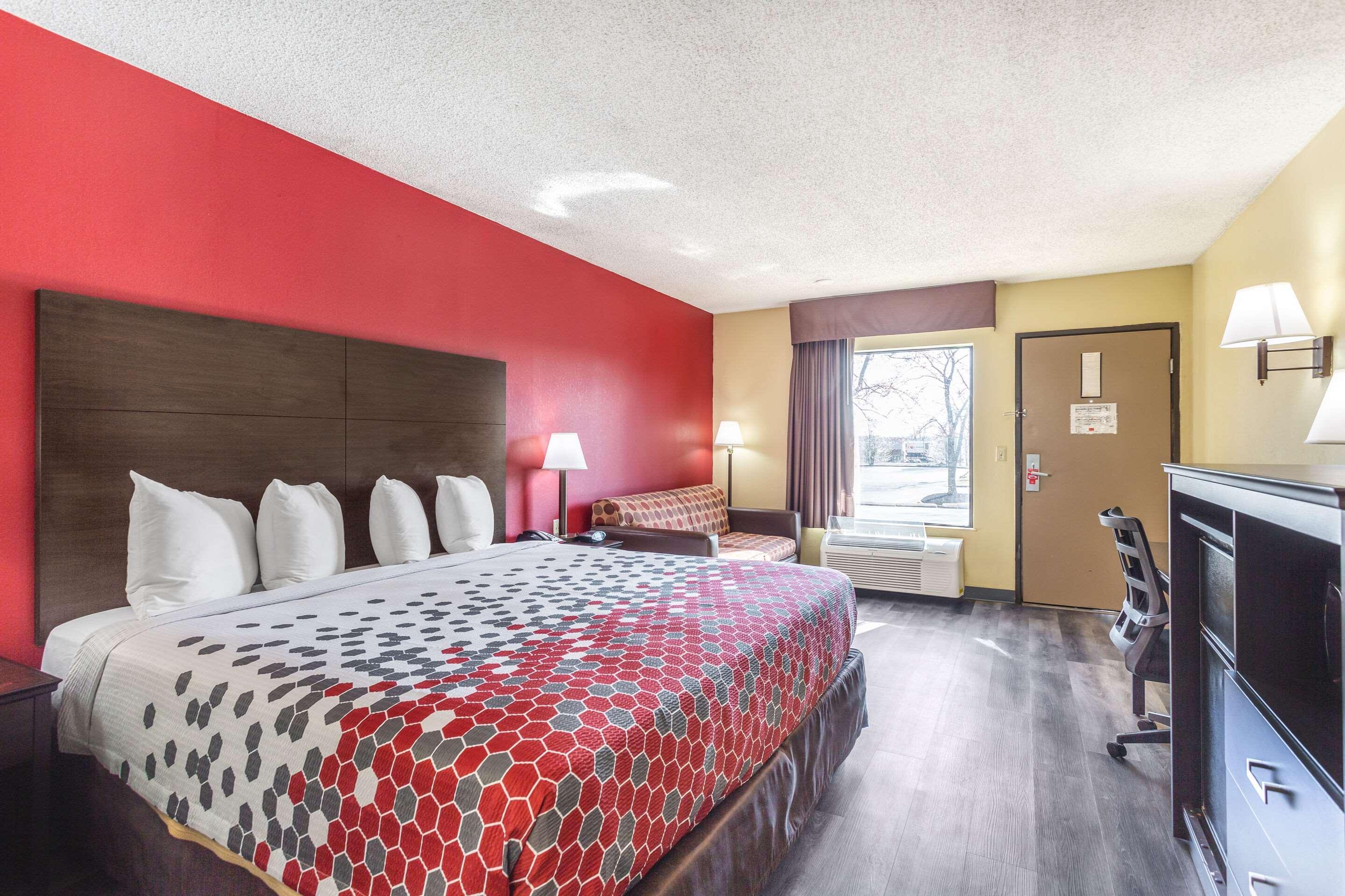 Econo Lodge & Suites Кларксвілл Екстер'єр фото